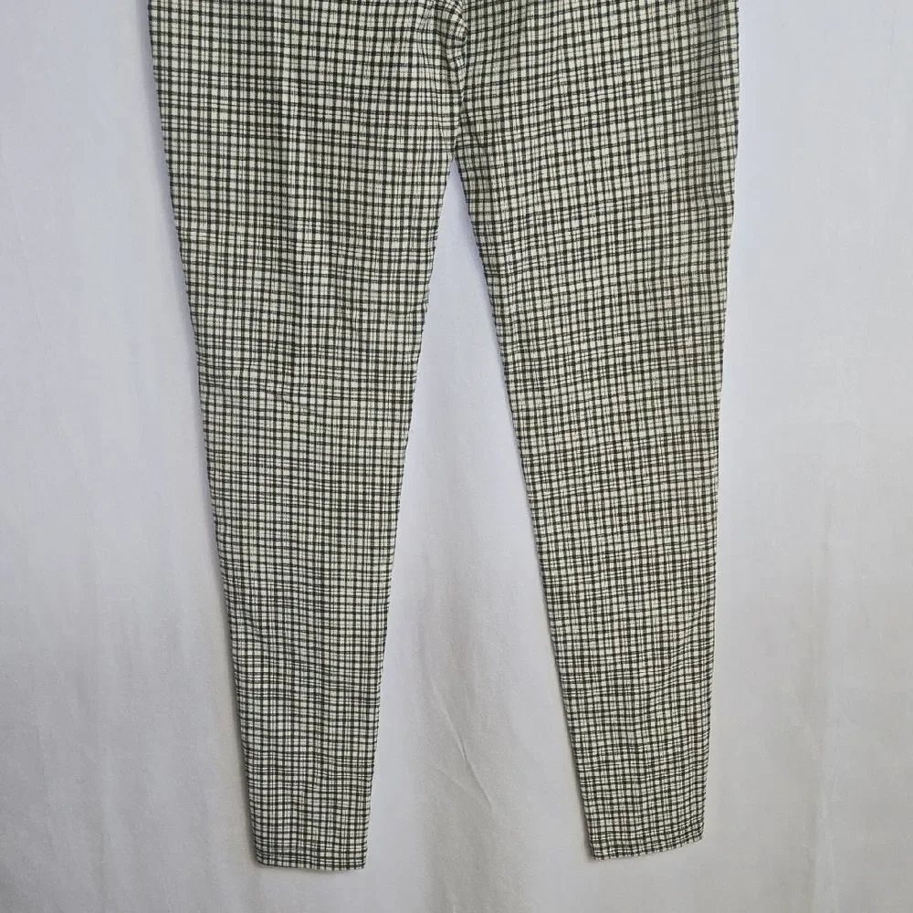 Zara Dark Green and Cream Checkered/Plaid Cropped Pants - Picture 11 of 15